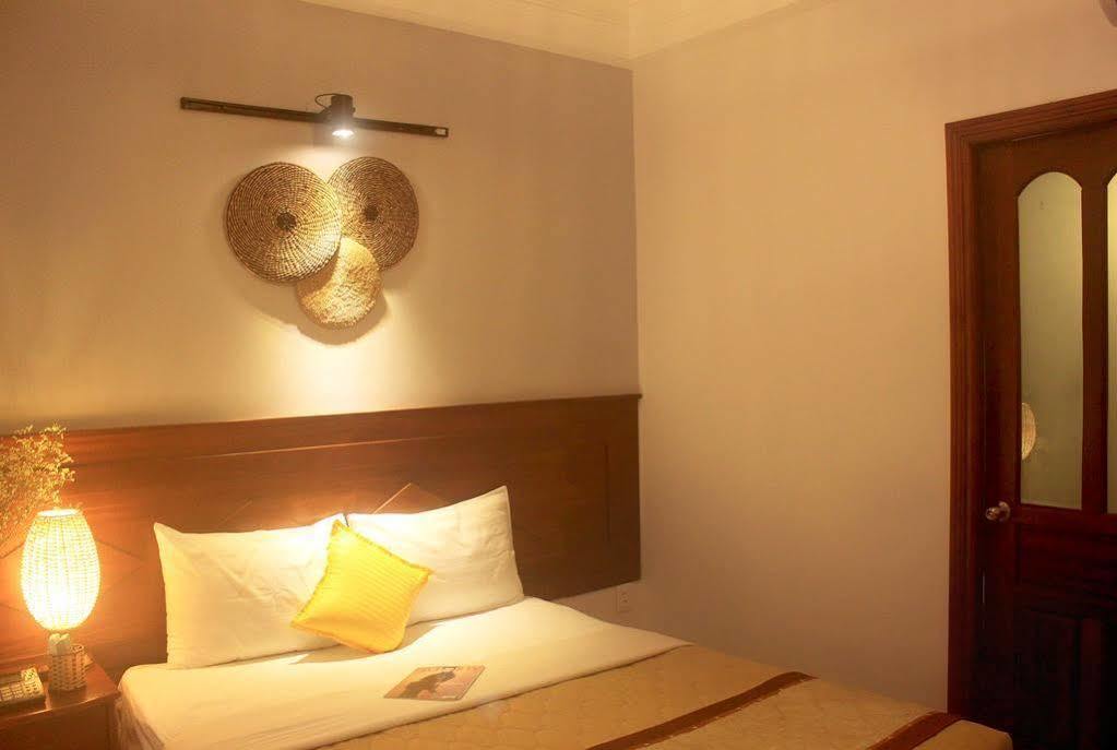 Hotel Giang Son Hotel江山民宿范五老区酒吧街胡志明市