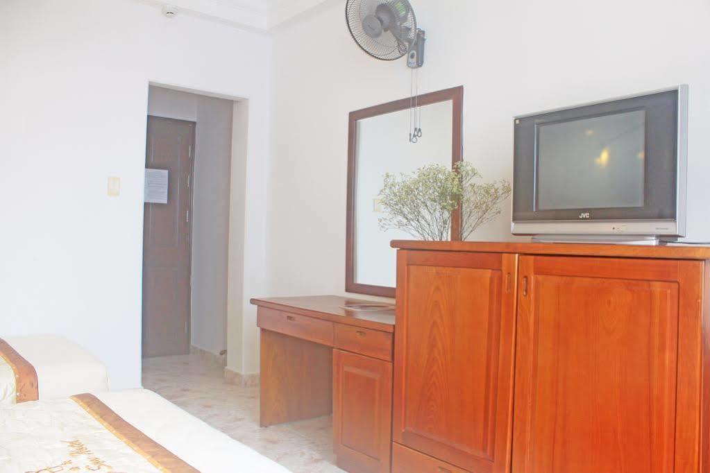 Giang Son Hotel江山民宿范五老区酒吧街胡志明市 Hotel