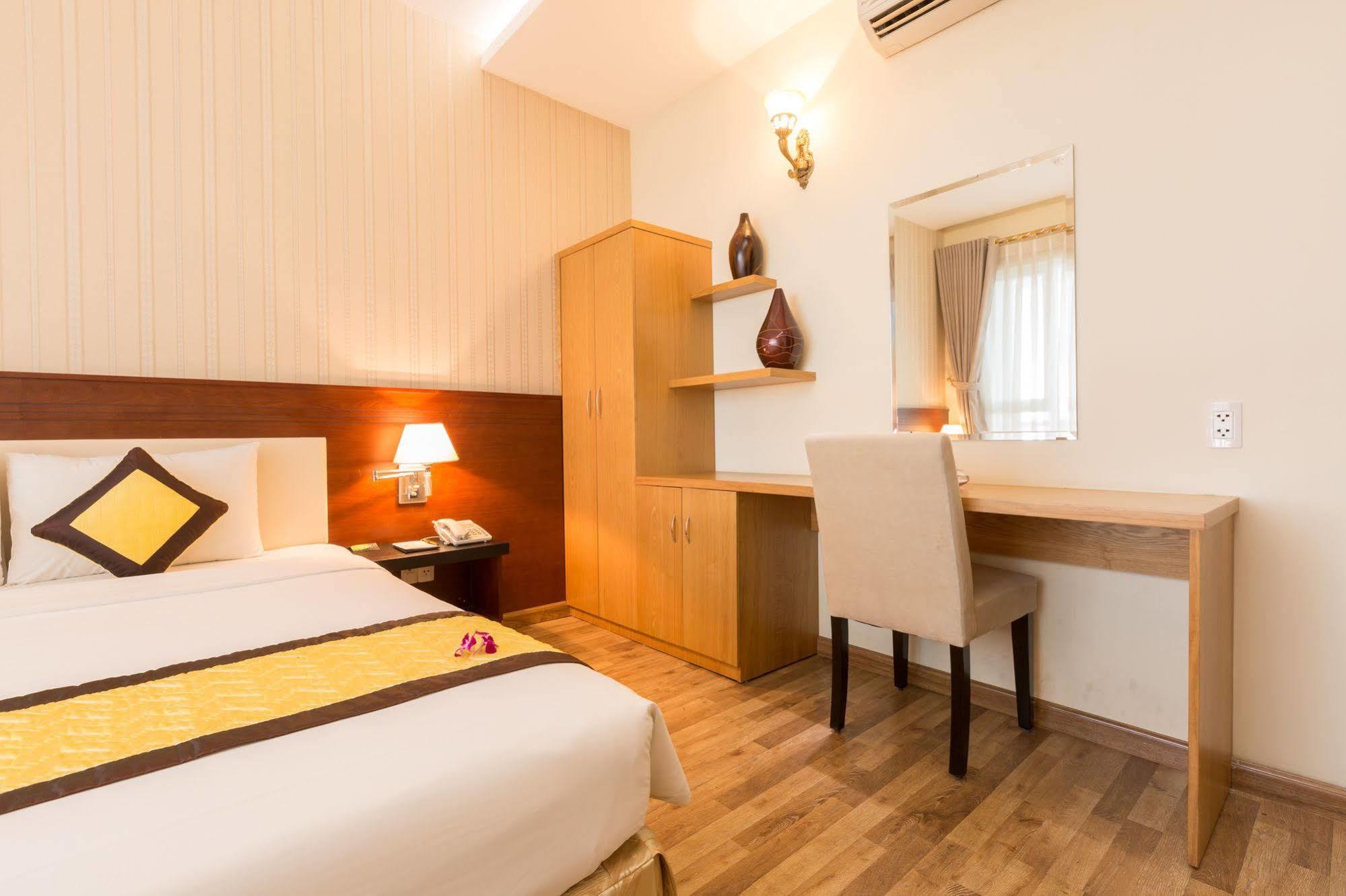 Hotel Happy Life District 7 Gan Secc