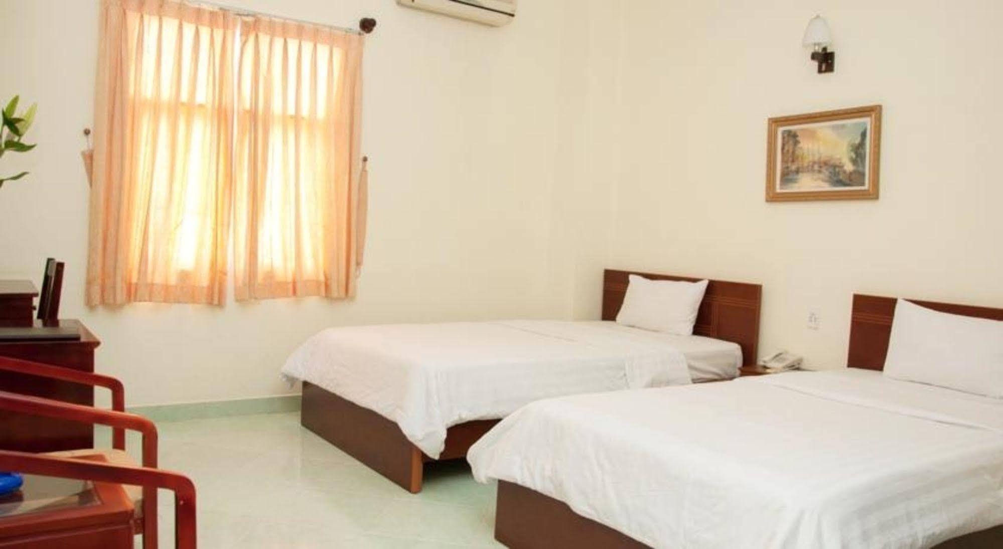 Hotel Tn 2*