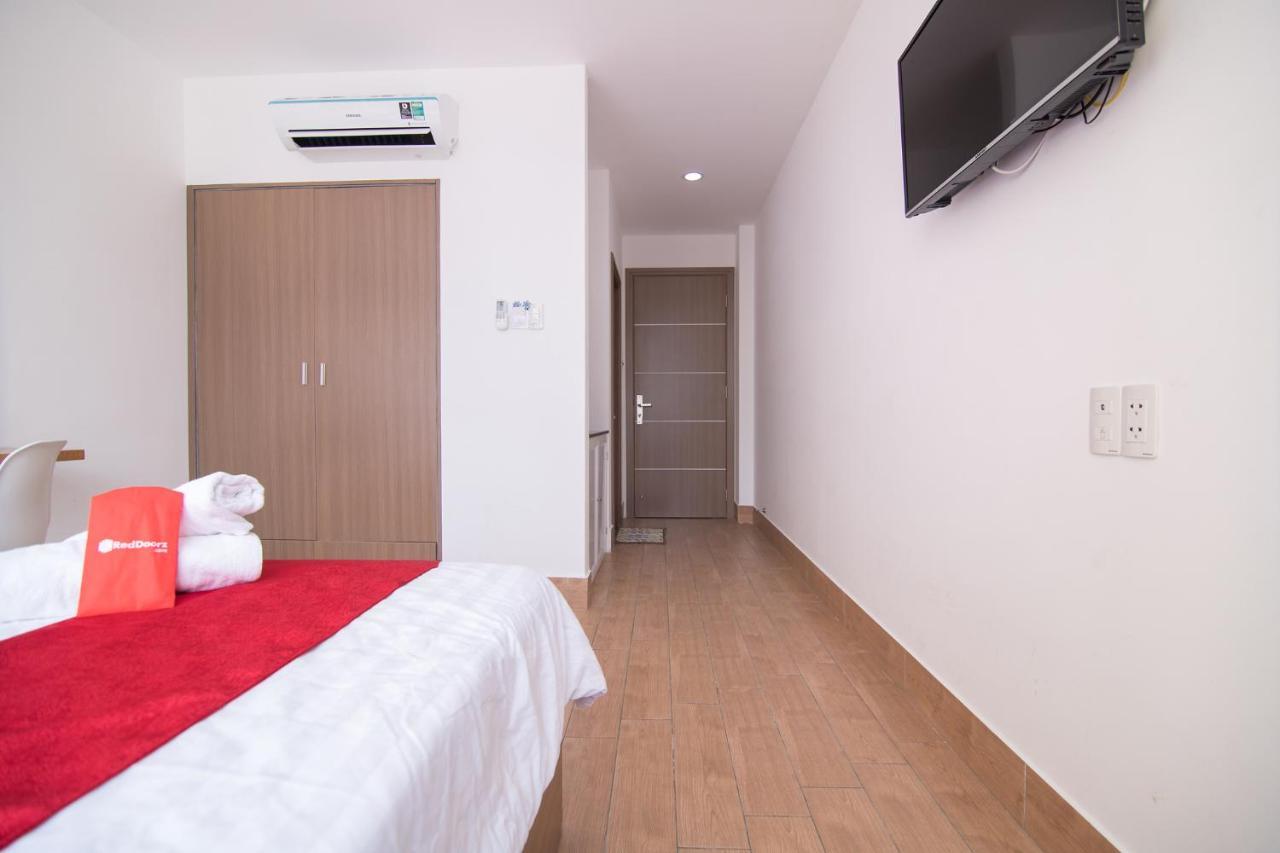 Reddoorz Near Ben Thanh Market 3 Hotel 2*