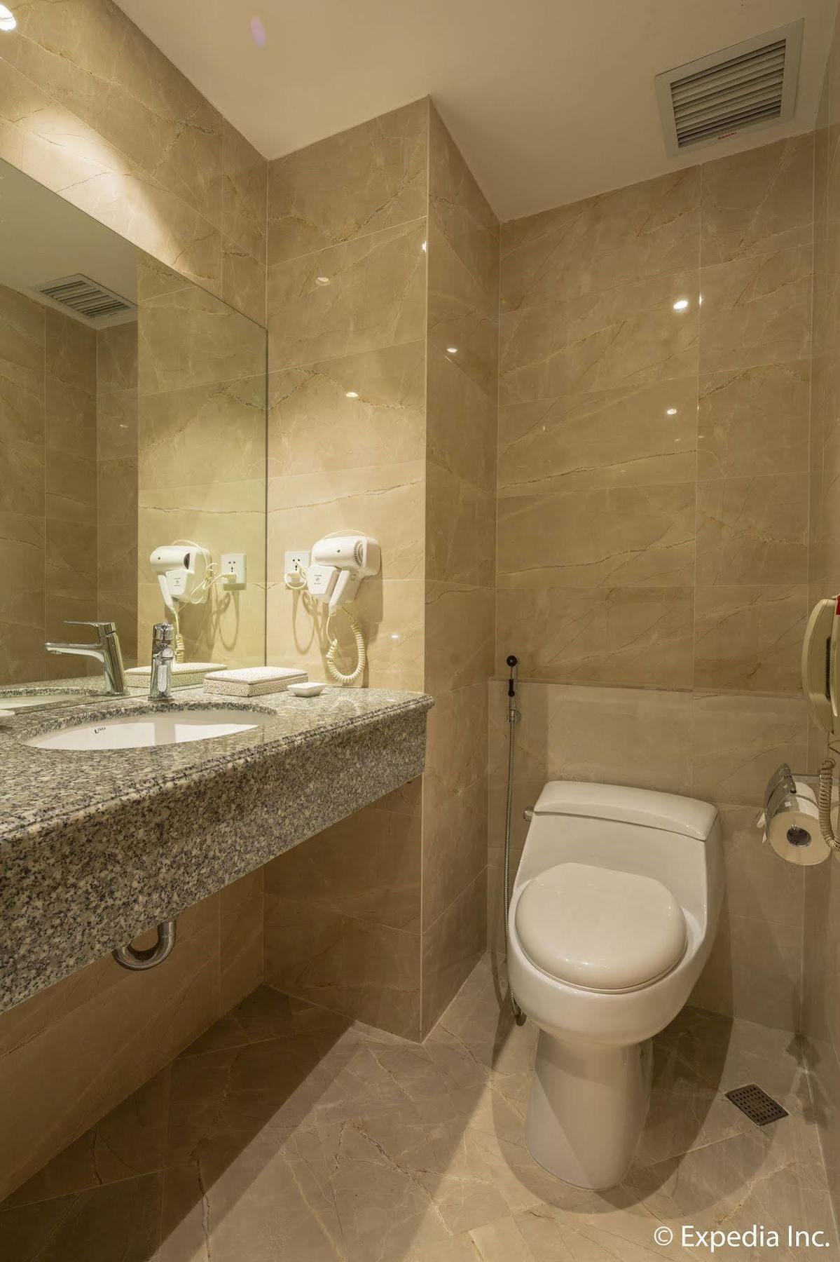 Sky Gem Sora Hotel Ho Chi Minh City