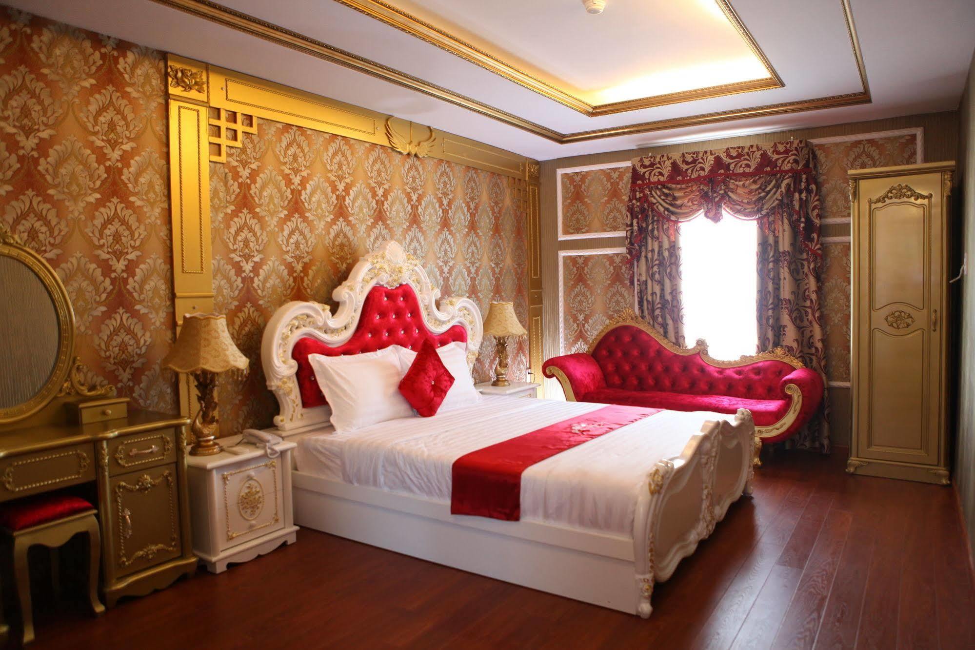 Reddoorz Bui Vien Walking Street Hotel