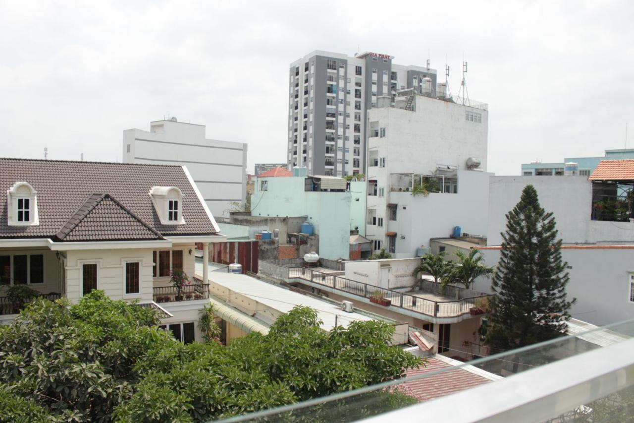 Dragon 1 2* Ho Chi Minh City