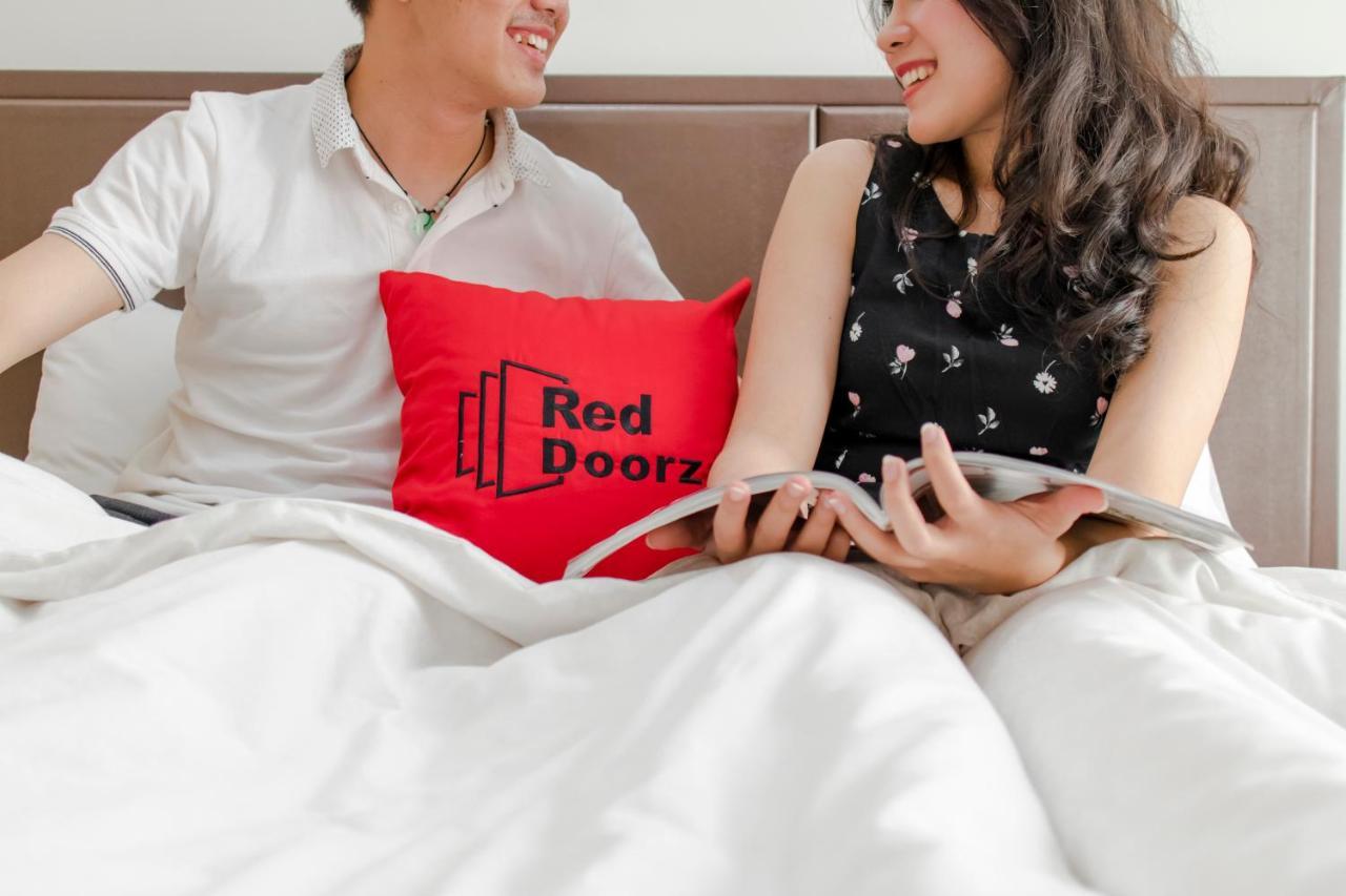 Reddoorz Near Hoa Lu Stadium 2* Ho Chi Minh City
