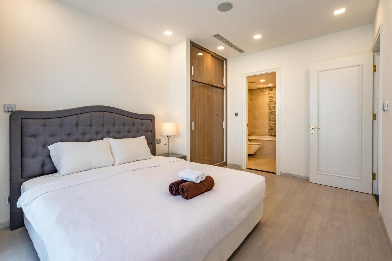 Nomadhome - Vinhomes Golden River Luxury Apartment Ho Chi Minh City
