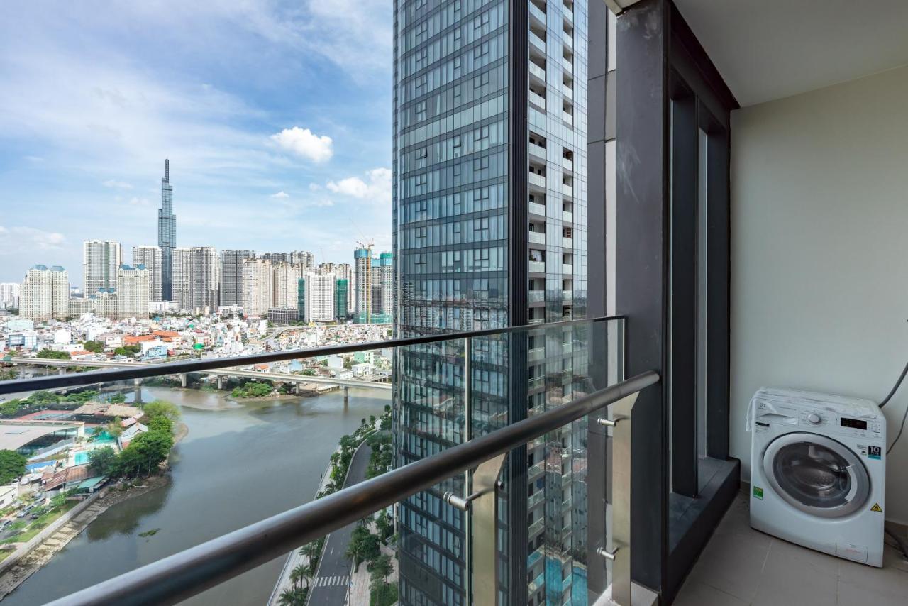 Nomadhome - Vinhomes Golden River Luxury Apartment *