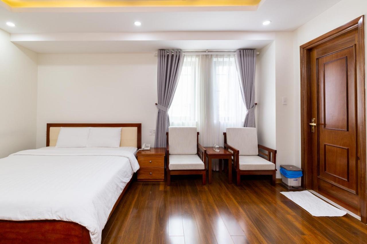 Sunny And 2* Ho Chi Minh City