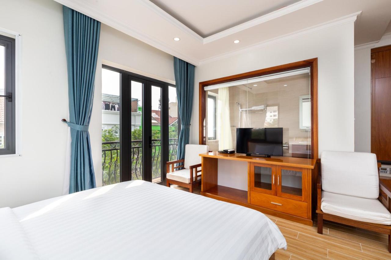 Sunny And Aparthotel