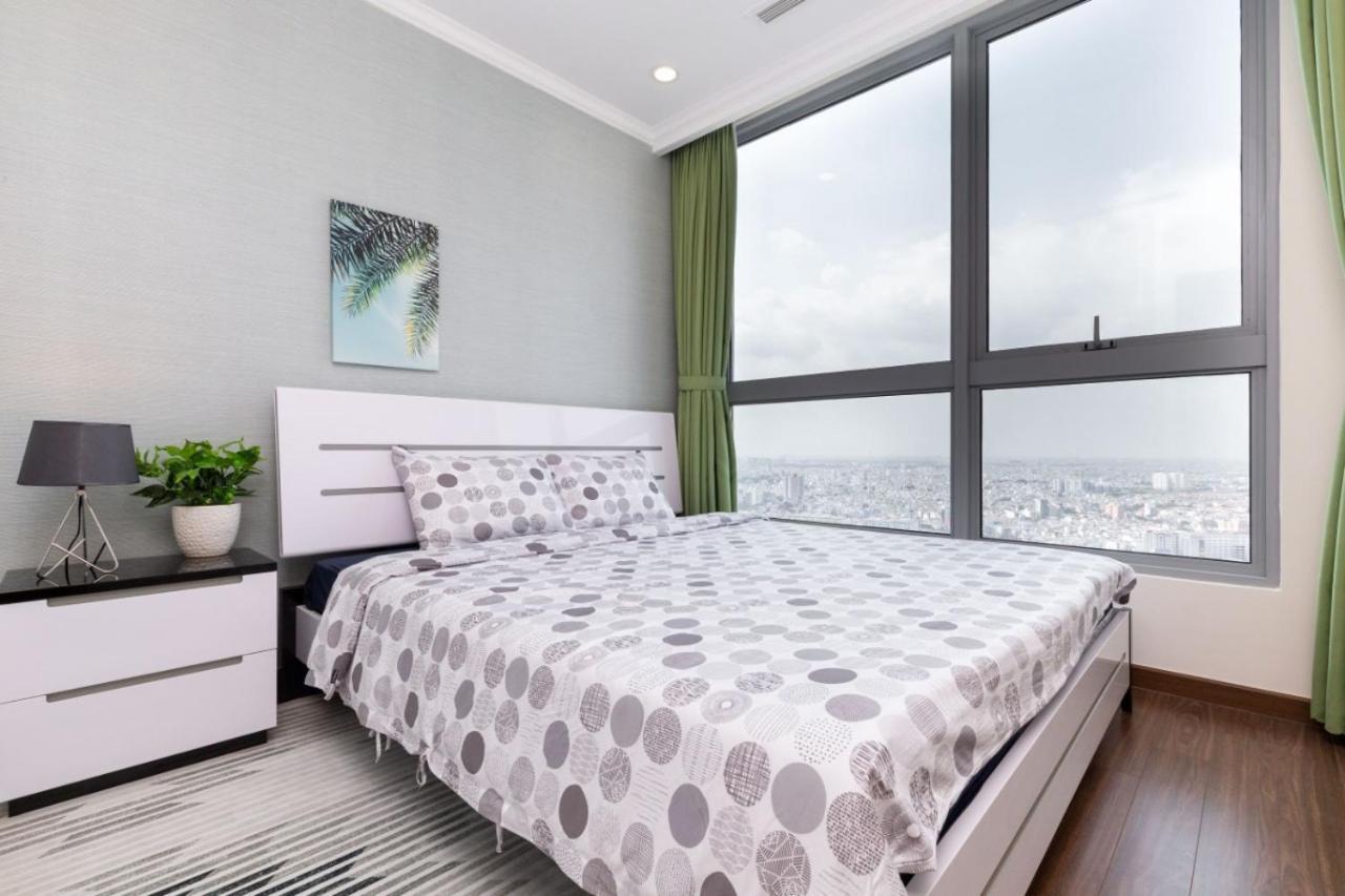 Apartment Homes By Christine - Vinhomes Park Ho Chi Minh City