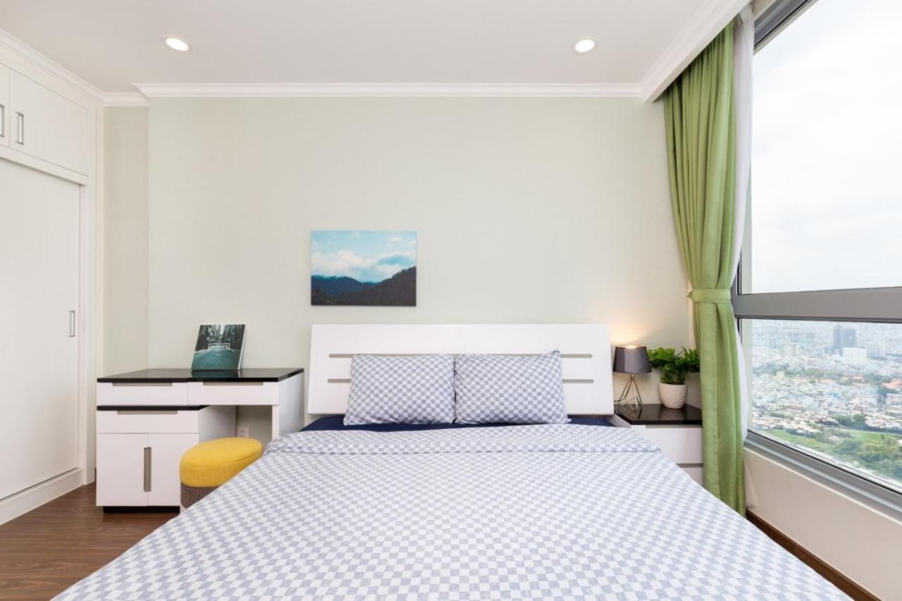 Apartment Homes By Christine - Vinhomes Park Ho Chi Minh City
