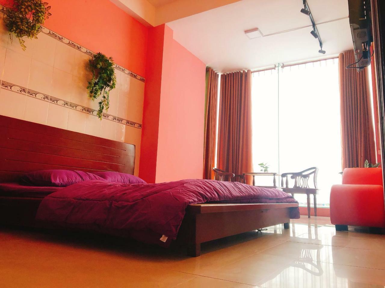 Love hotel Khach San Gims