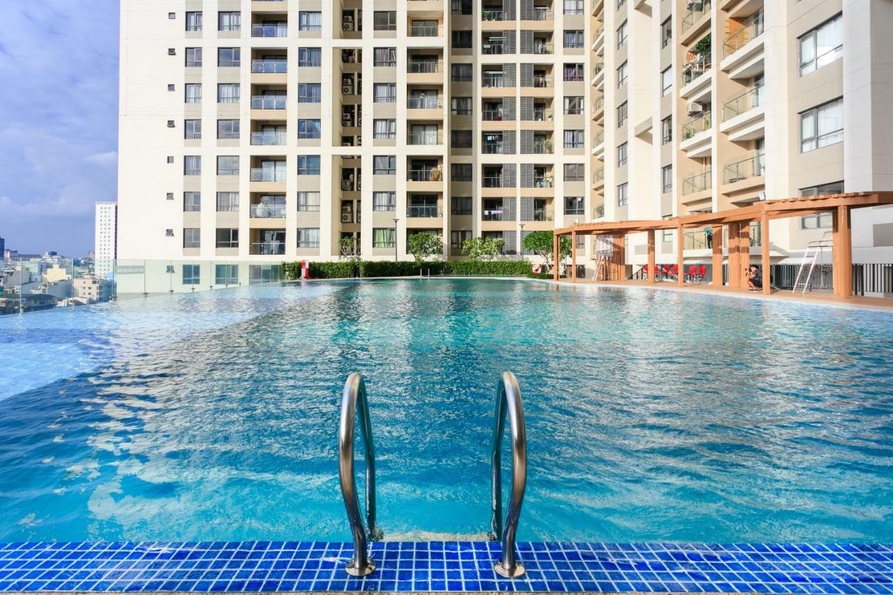 Gold View Apt4/2bed/2bath/free Pool&gym Apartment