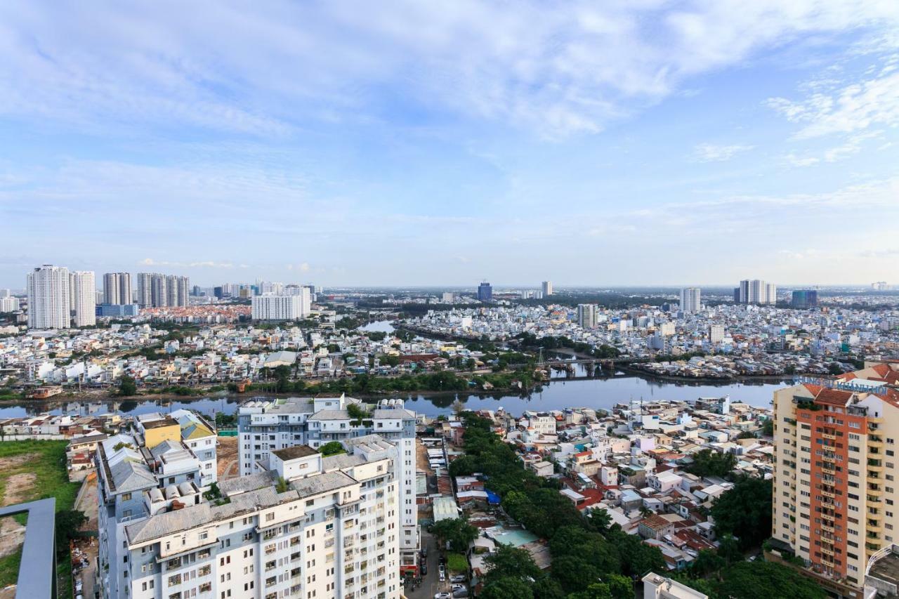 Gold View Apt4/2bed/2bath/free Pool&gym Apartment *