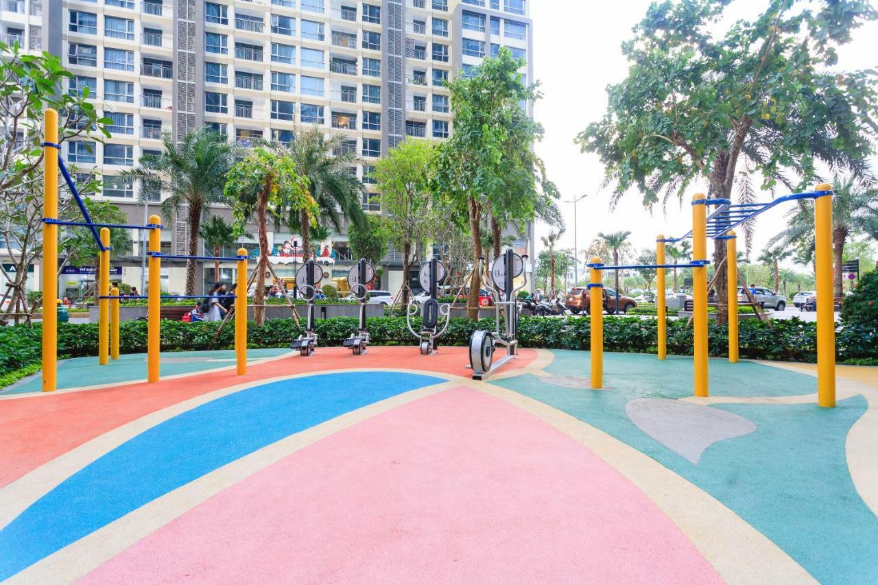 Vinhomes Premium Khách sạn hẻo lánh *