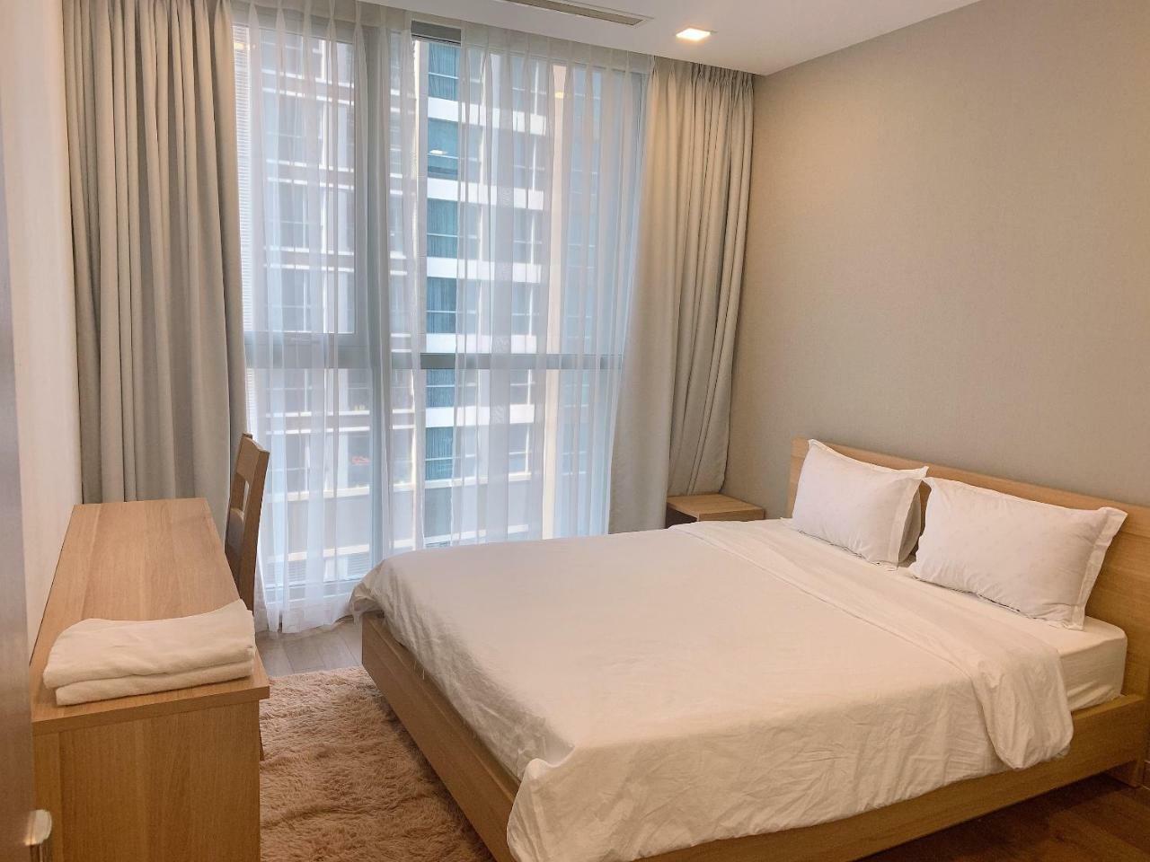 Vinhomes Landmark 81 - Luxstay Condotel Aparthotel