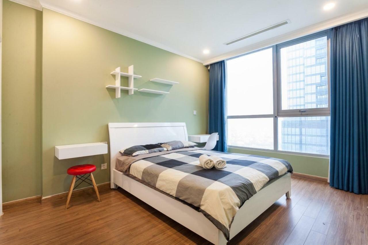 Vinhomes Landmark 81 - Luxstay Condotel *