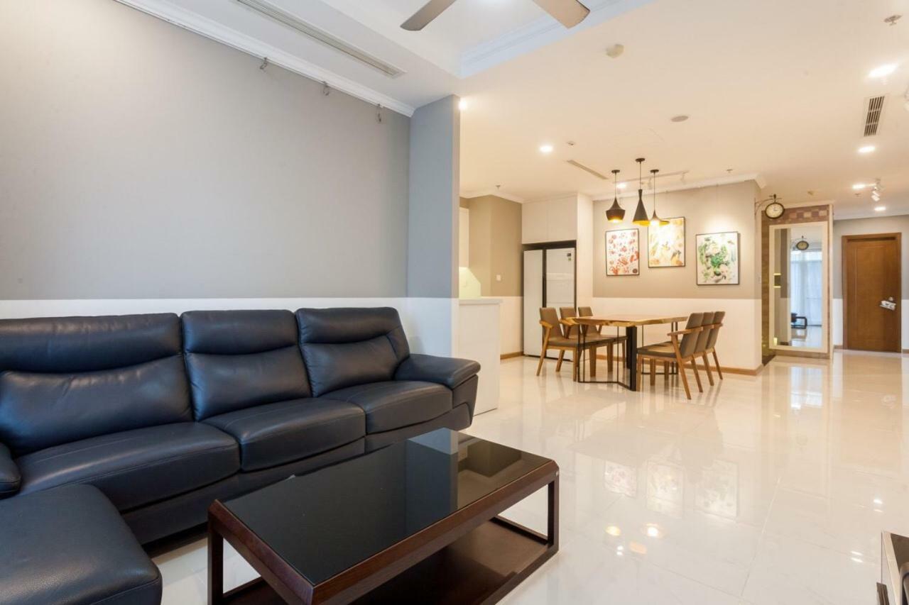 Vinhomes Landmark 81 - Luxstay Condotel *