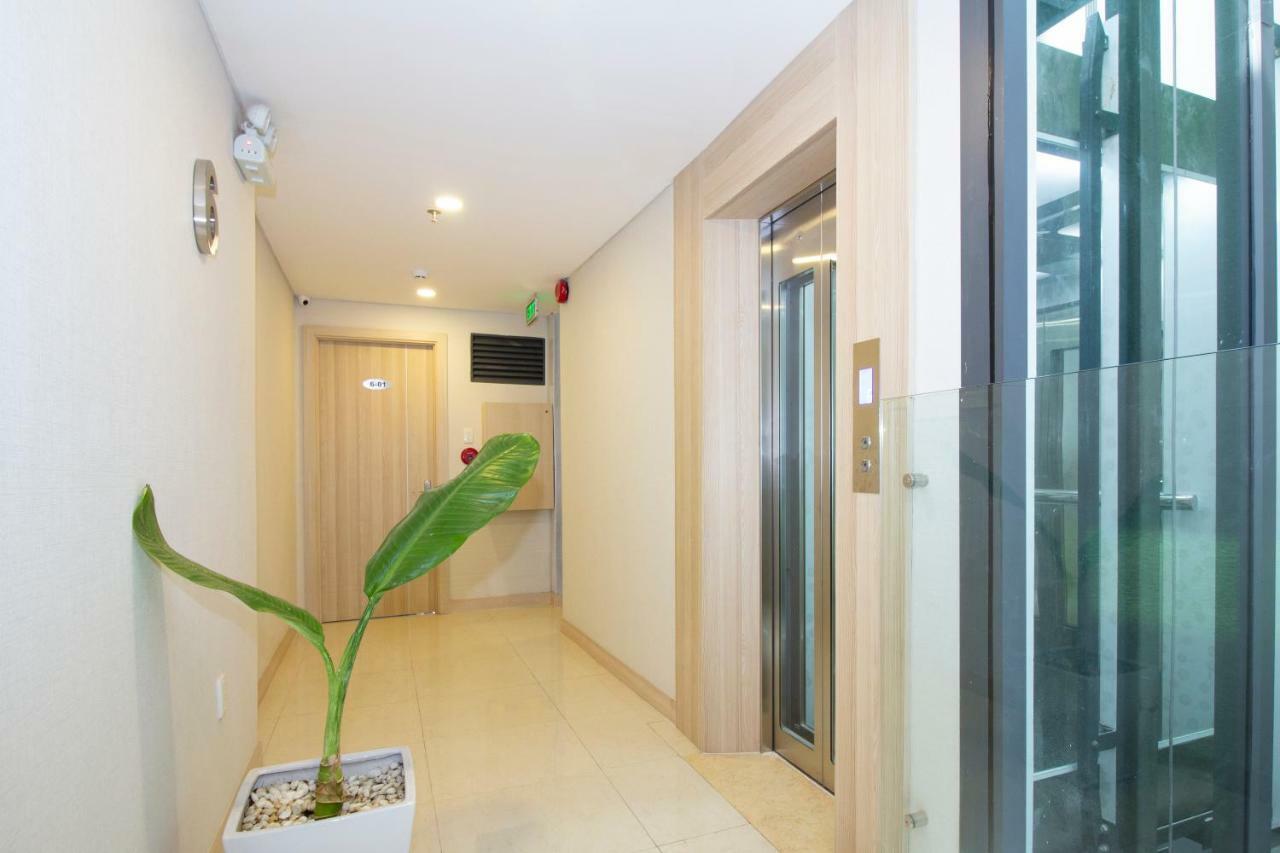 Aparthotel Luxy Park & Apartments-city Centre
