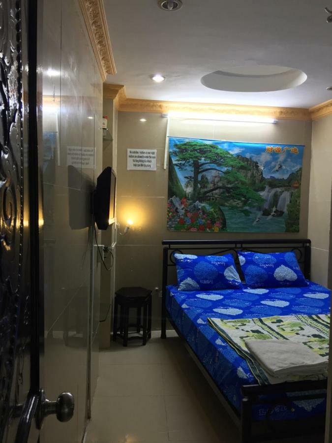Hostel Color House