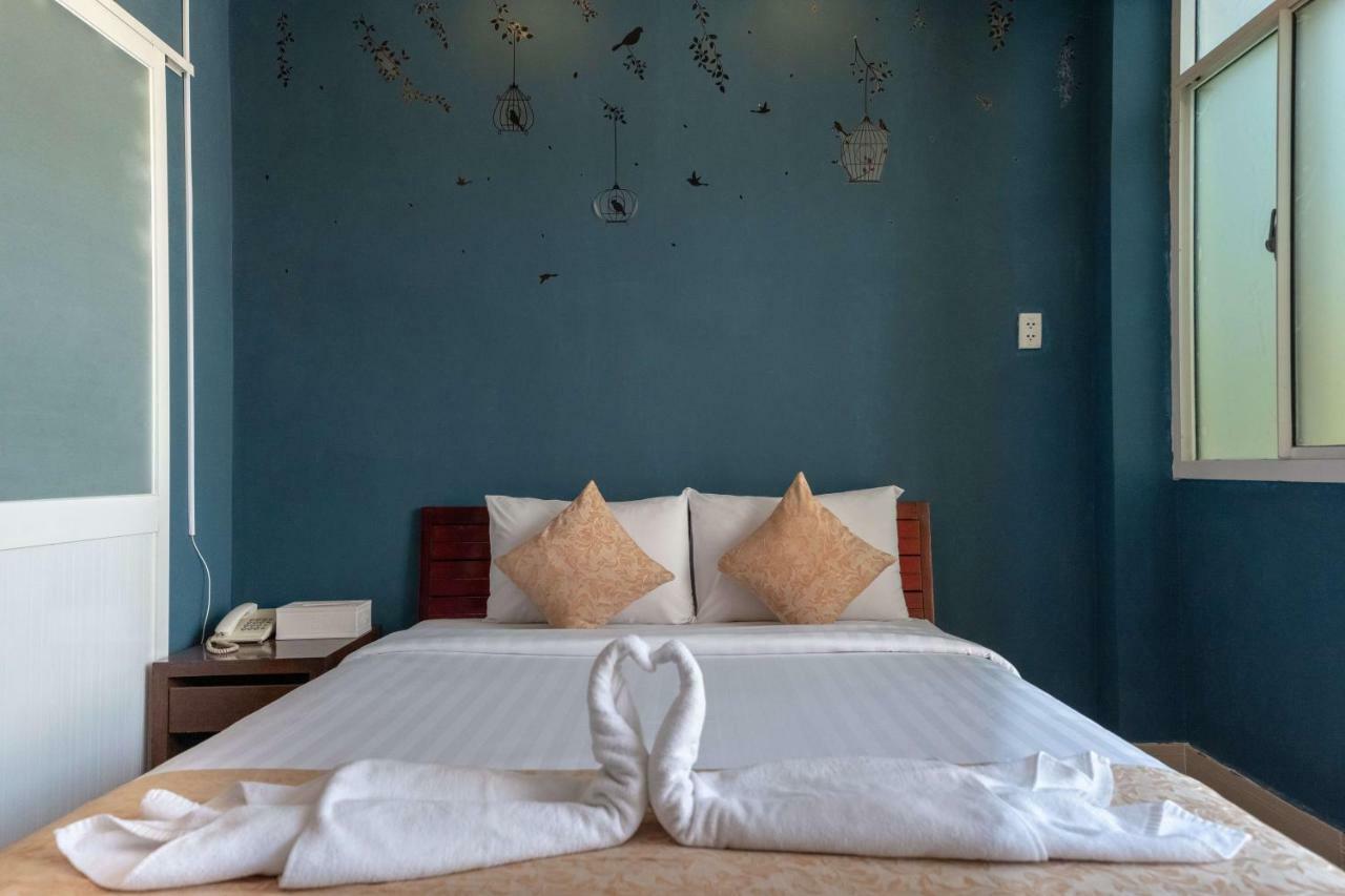 99 Bui Vien Hotel 2*