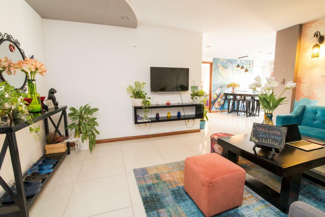 Apartment Chillaxroom 3 *
