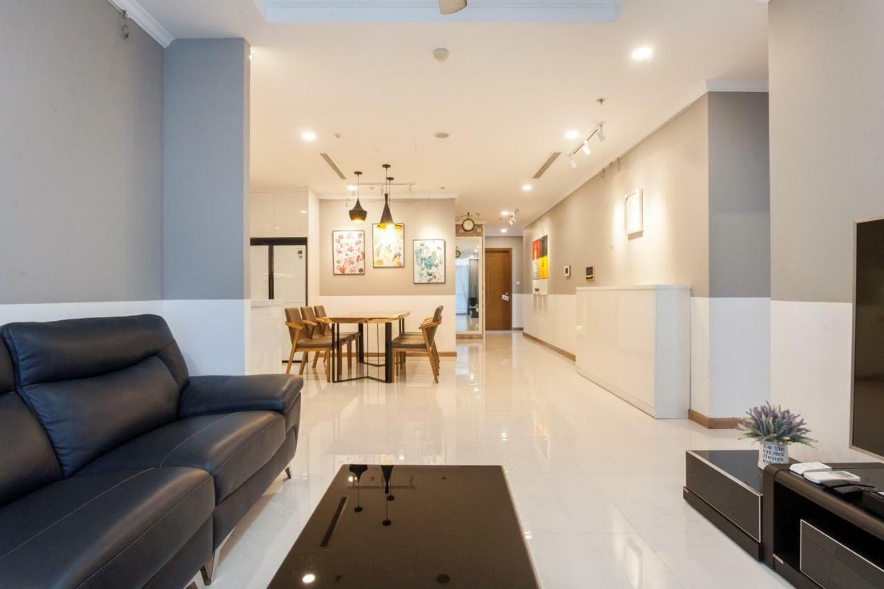 Vinhomes Landmark 81 - Luxstay Condotel Aparthotel Ho Chi Minh City