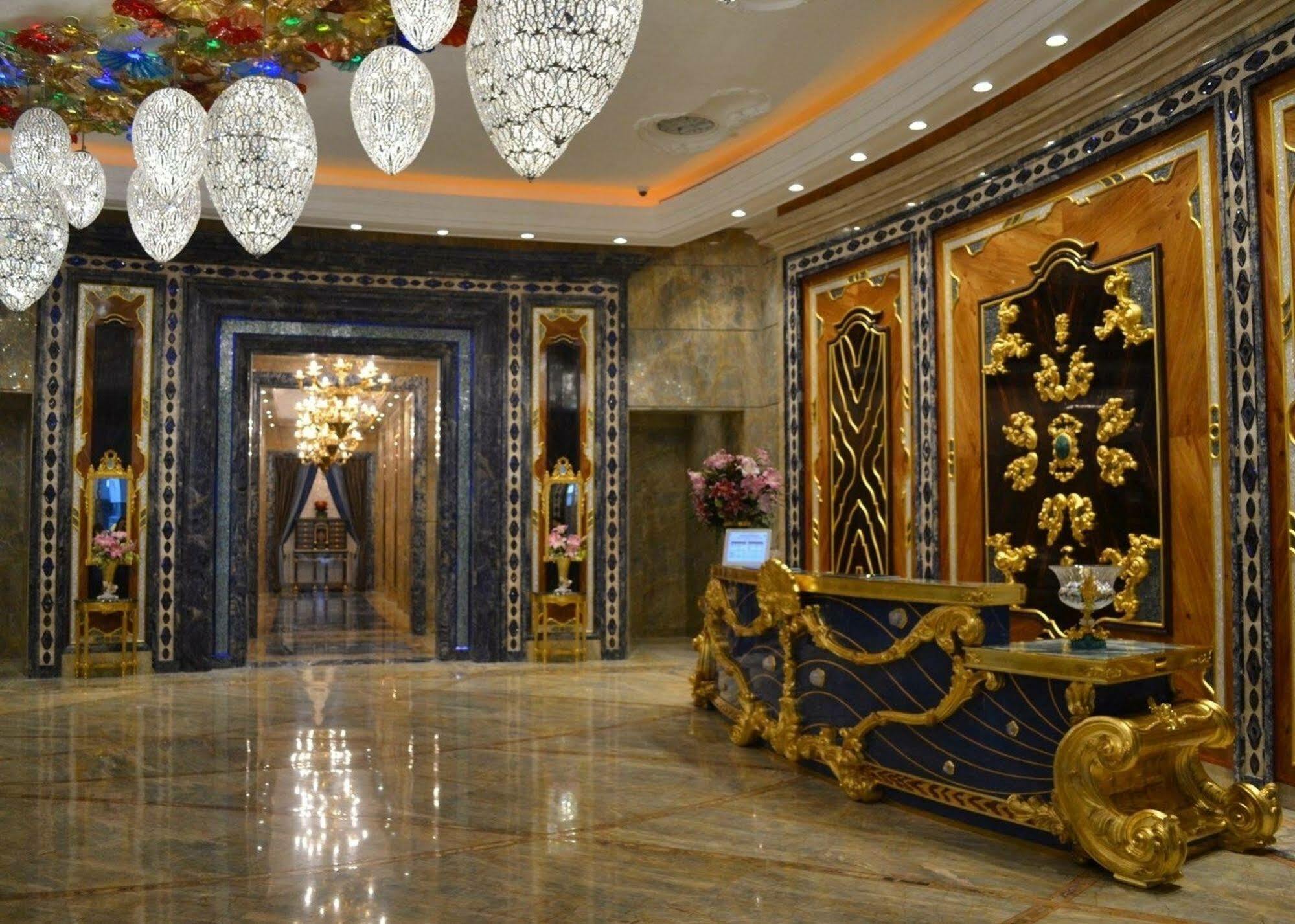 The Reverie Saigon Residential Aparthotel 5*