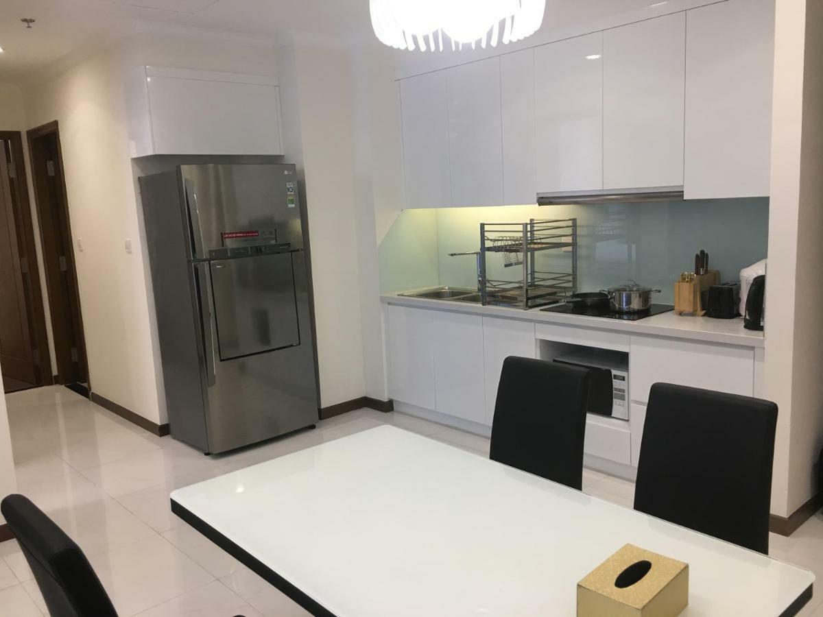 Apartment Capitalland's Service Landmark Vinhomes