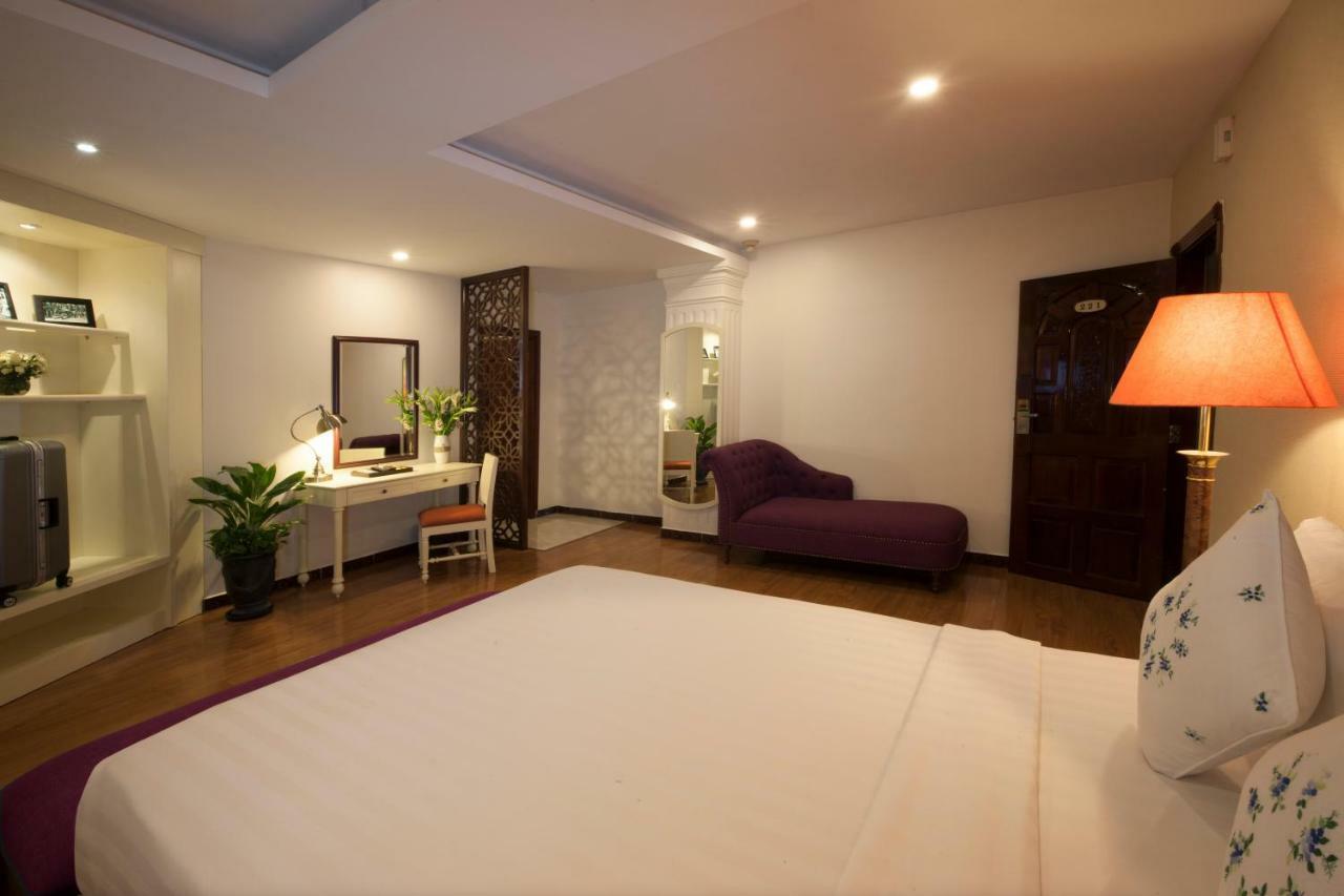 Hotel Alagon & 3*
