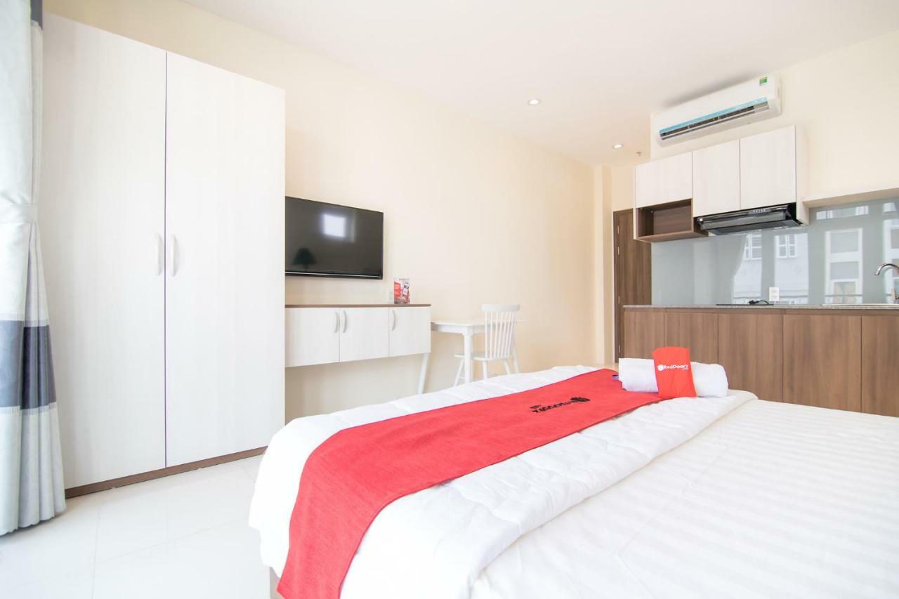 Reddoorz Near Xo Viet Nghe Tinh Street Hotel
