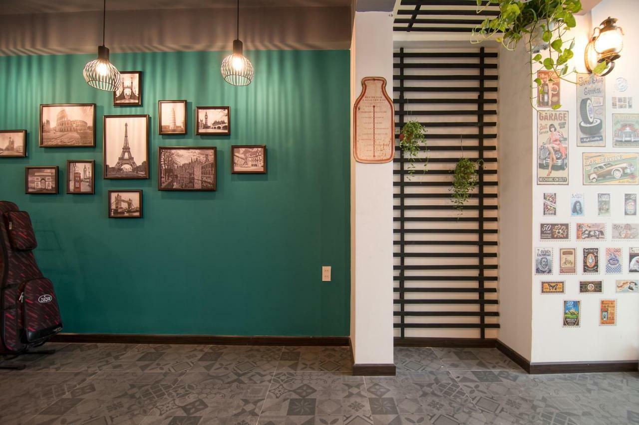 Reddoorz Near Xo Viet Nghe Tinh Street Hotel 2*