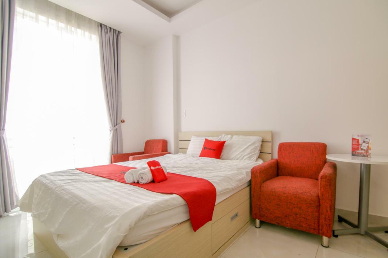 Reddoorz Near Quan Khu 7 Stadium Hotel 2*