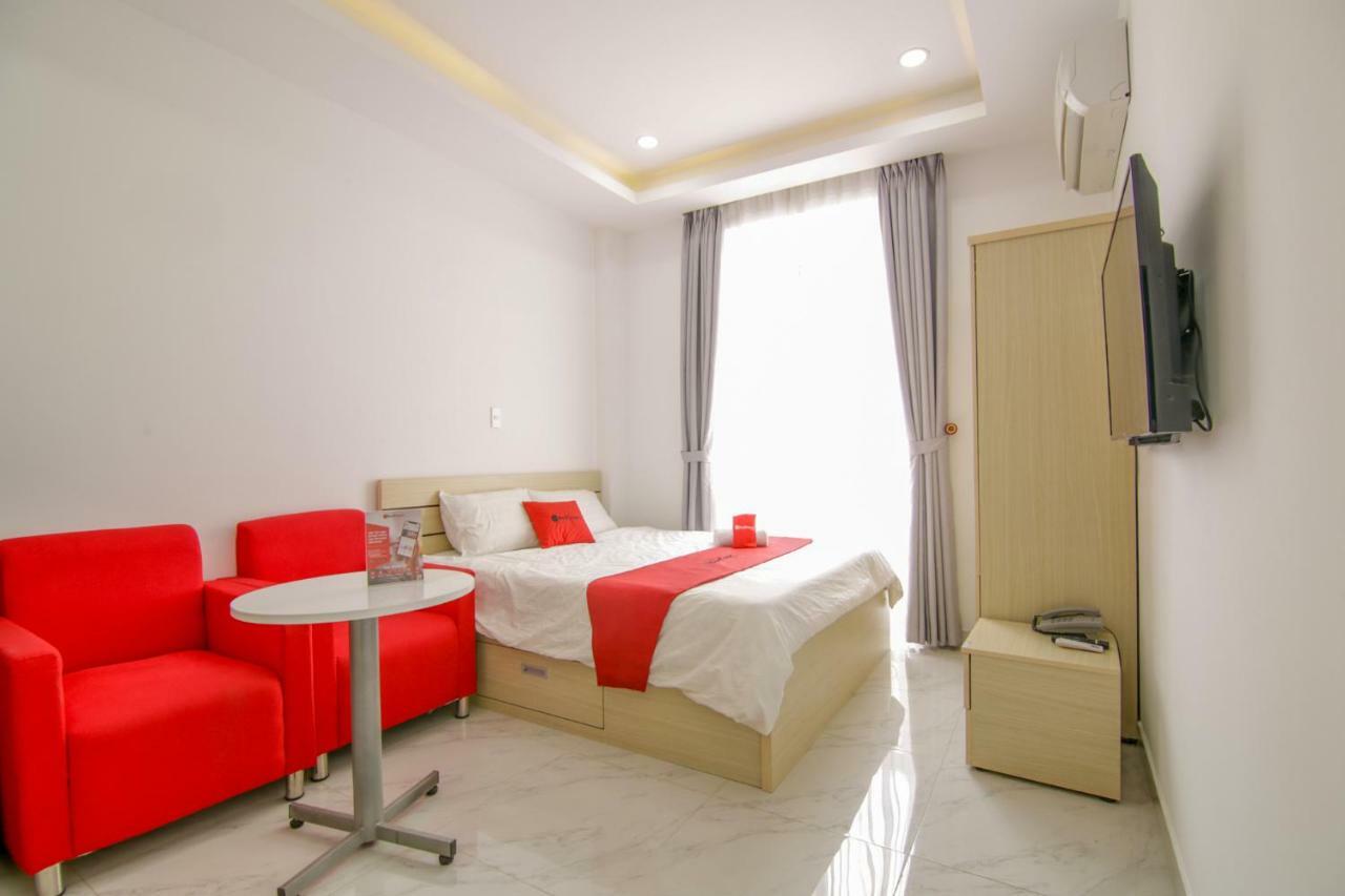 Reddoorz Near Quan Khu 7 Stadium Ho Chi Minh City