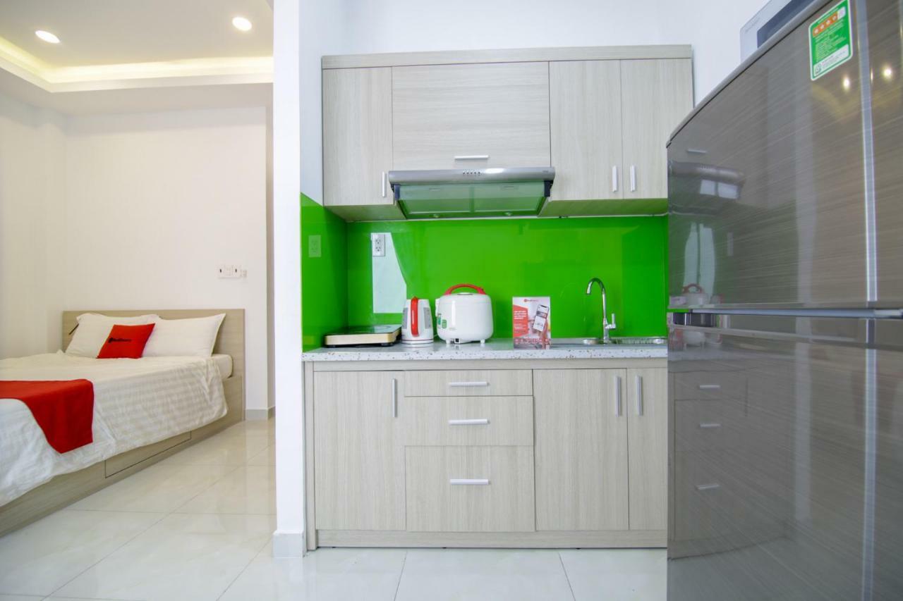 Reddoorz Near Quan Khu 7 Stadium Hotel