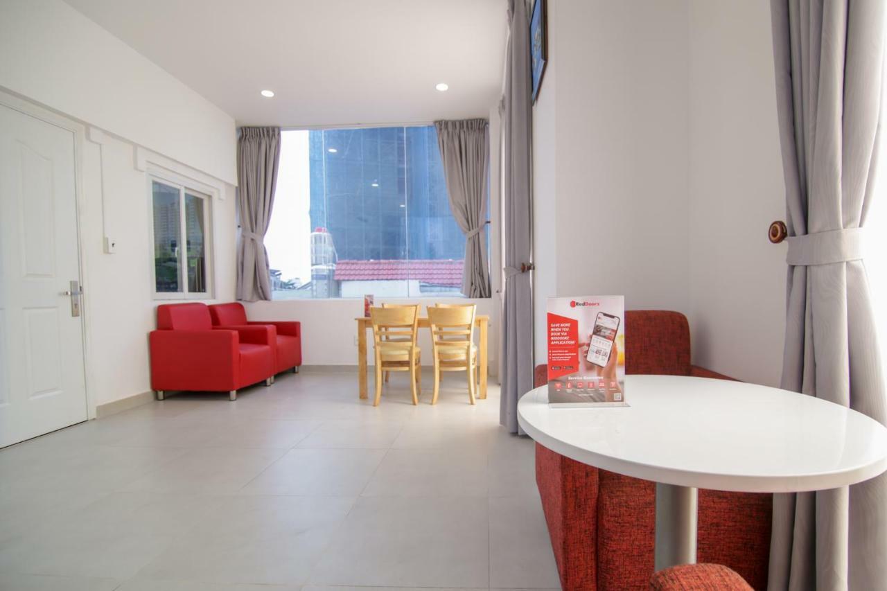 Reddoorz Near Quan Khu 7 Stadium Ho Chi Minh City