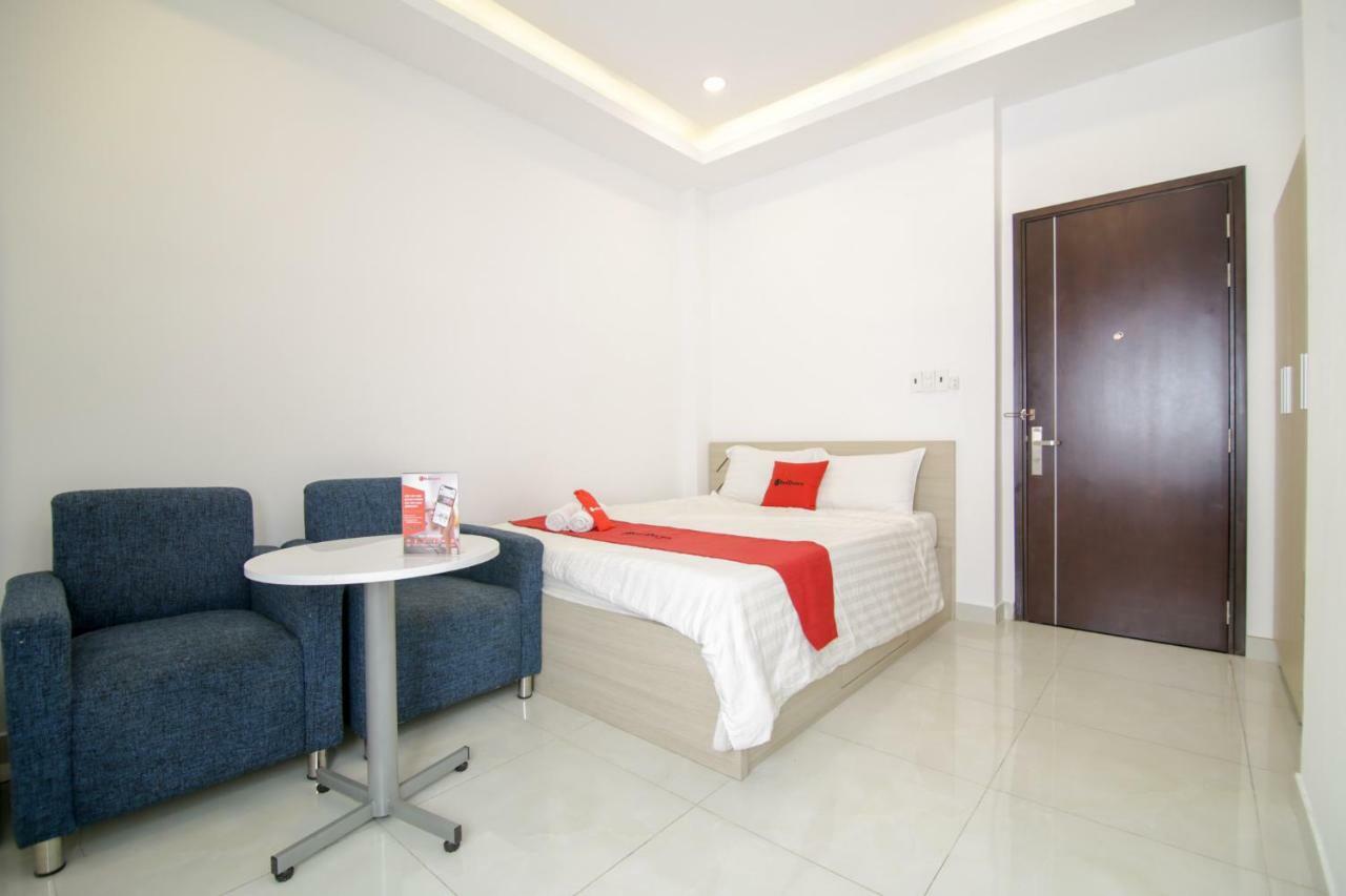Reddoorz Near Quan Khu 7 Stadium Ho Chi Minh City