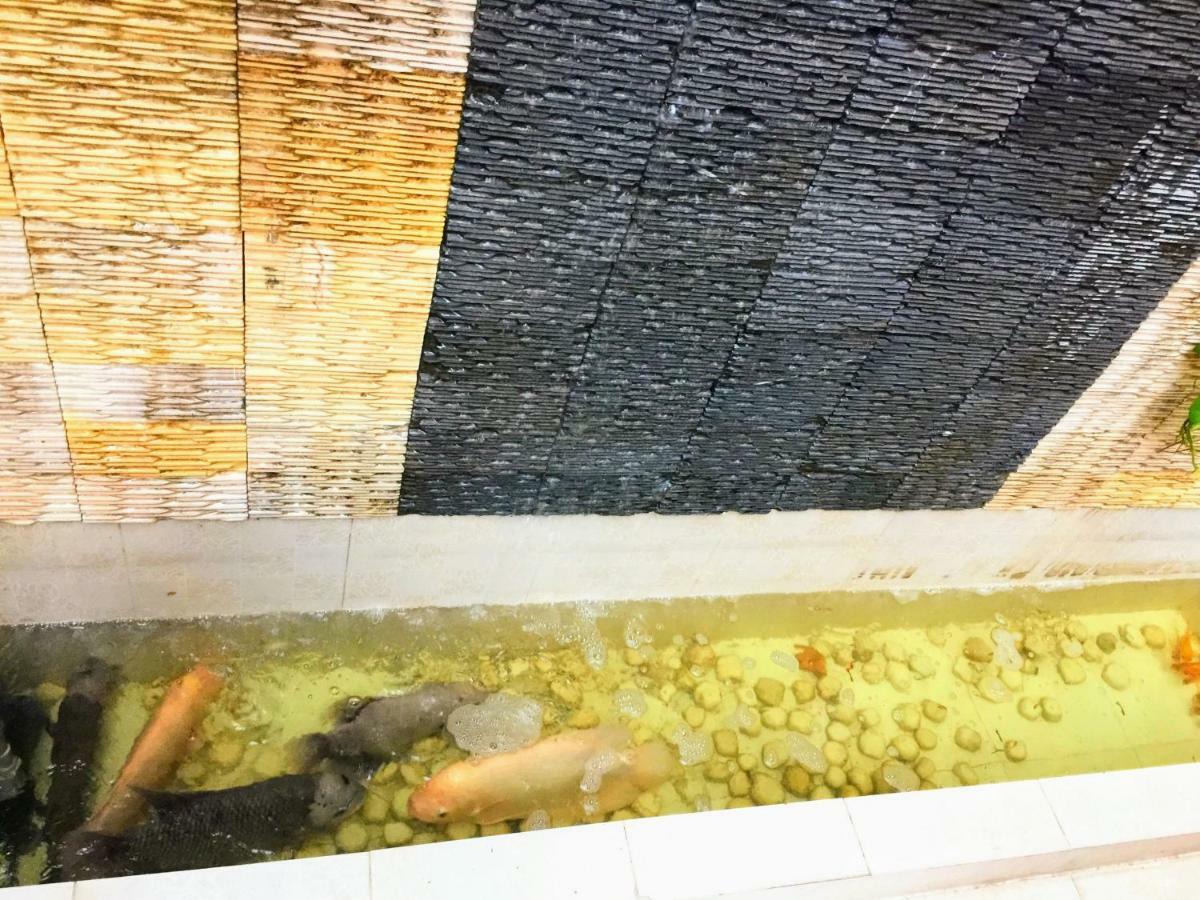 Na Nue Khách sạn *