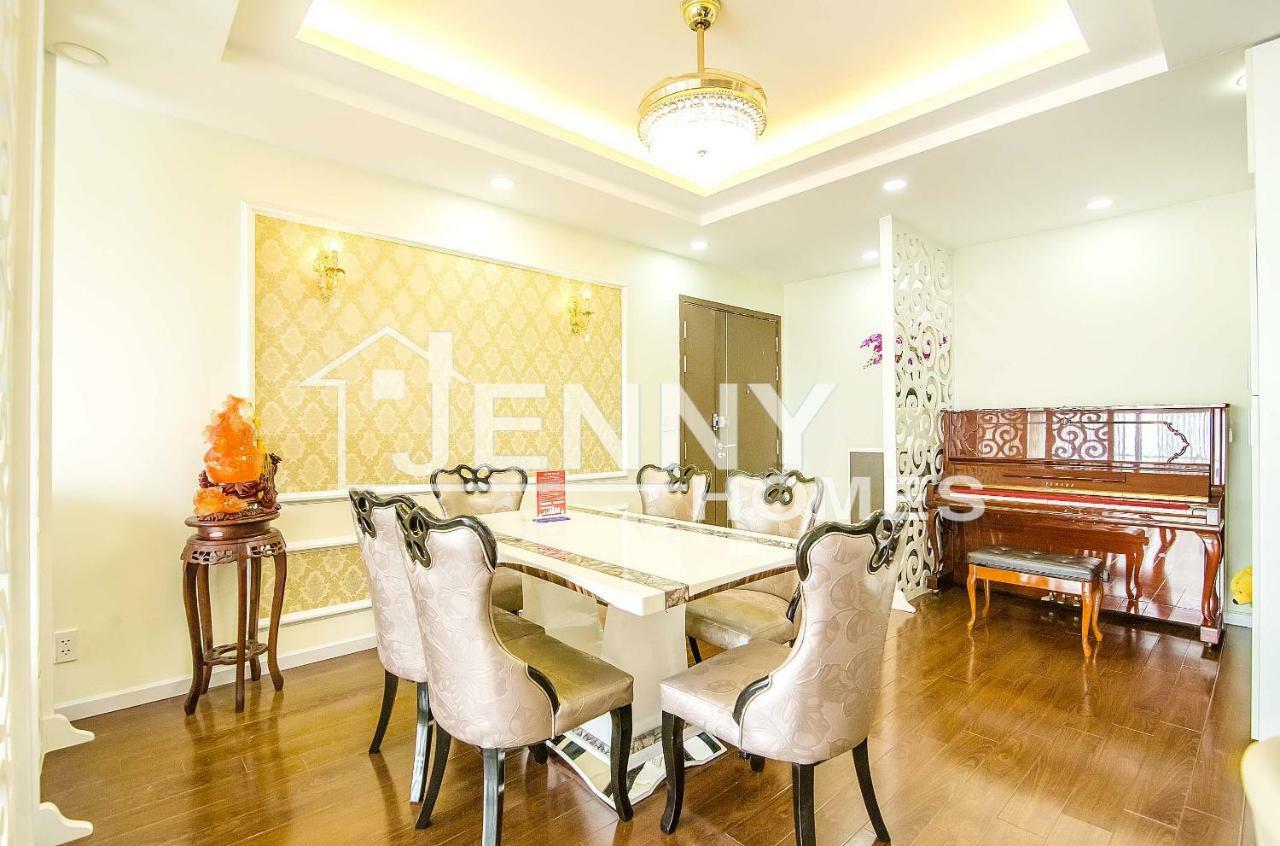 Sunrise - Jennyhomes * Ho Chi Minh City