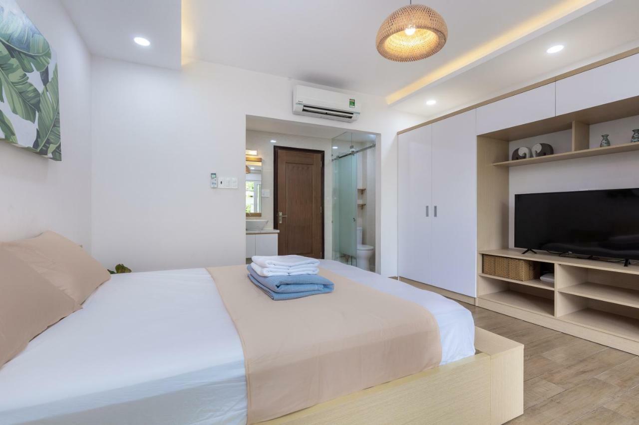 Cozrum Homes - Yoga Corner *