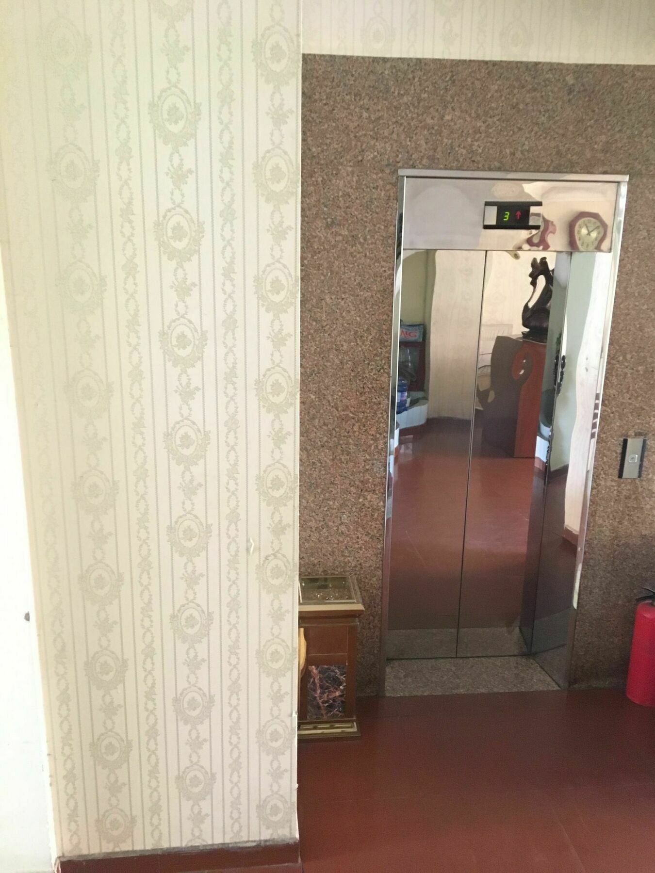 Hong Luan 2 Hotel