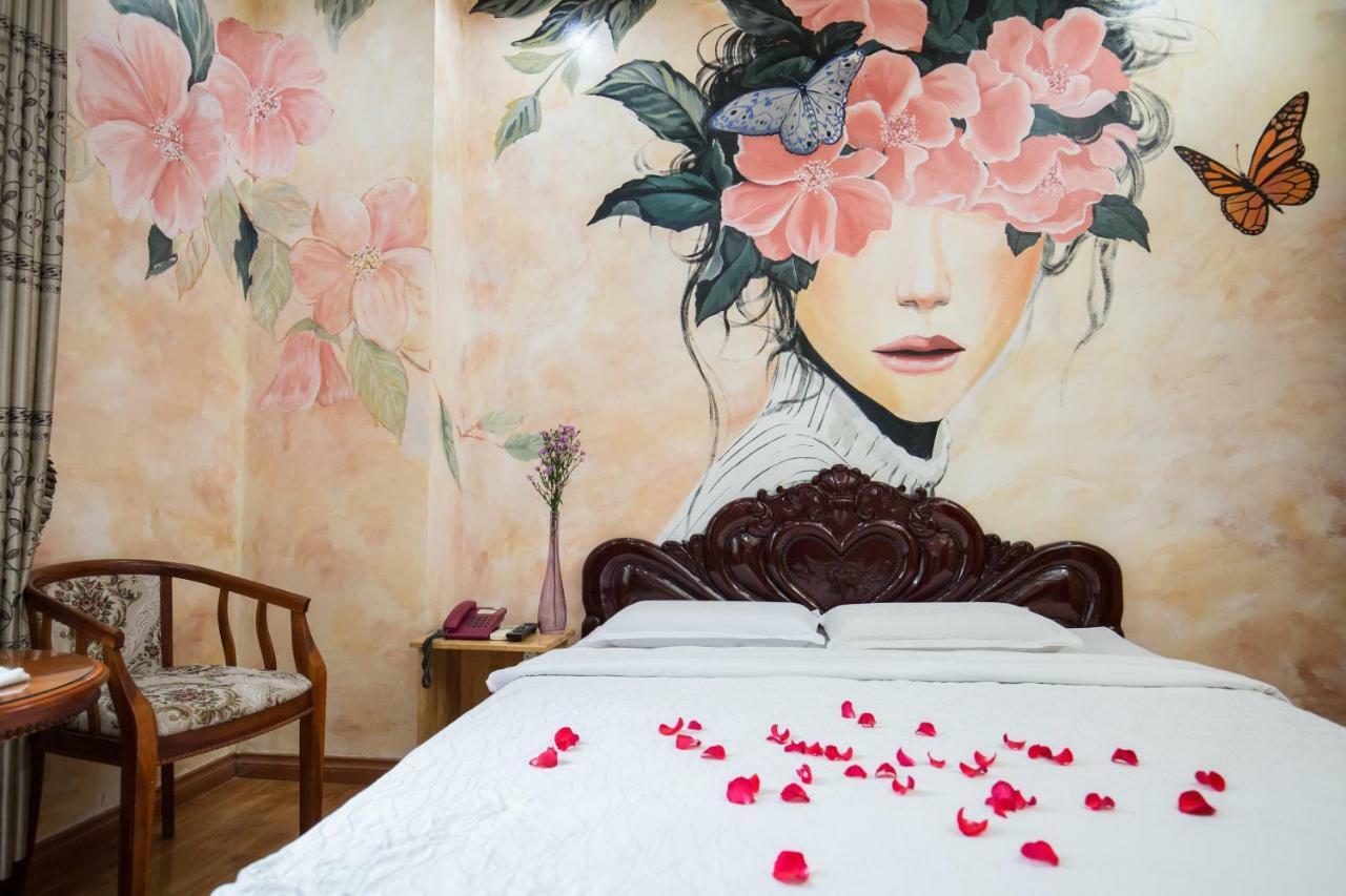 Phuong Linh 2*