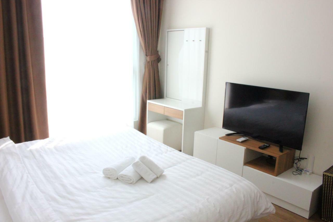 2br 79m2 & Free Pool - Vinhomes Park Apartment