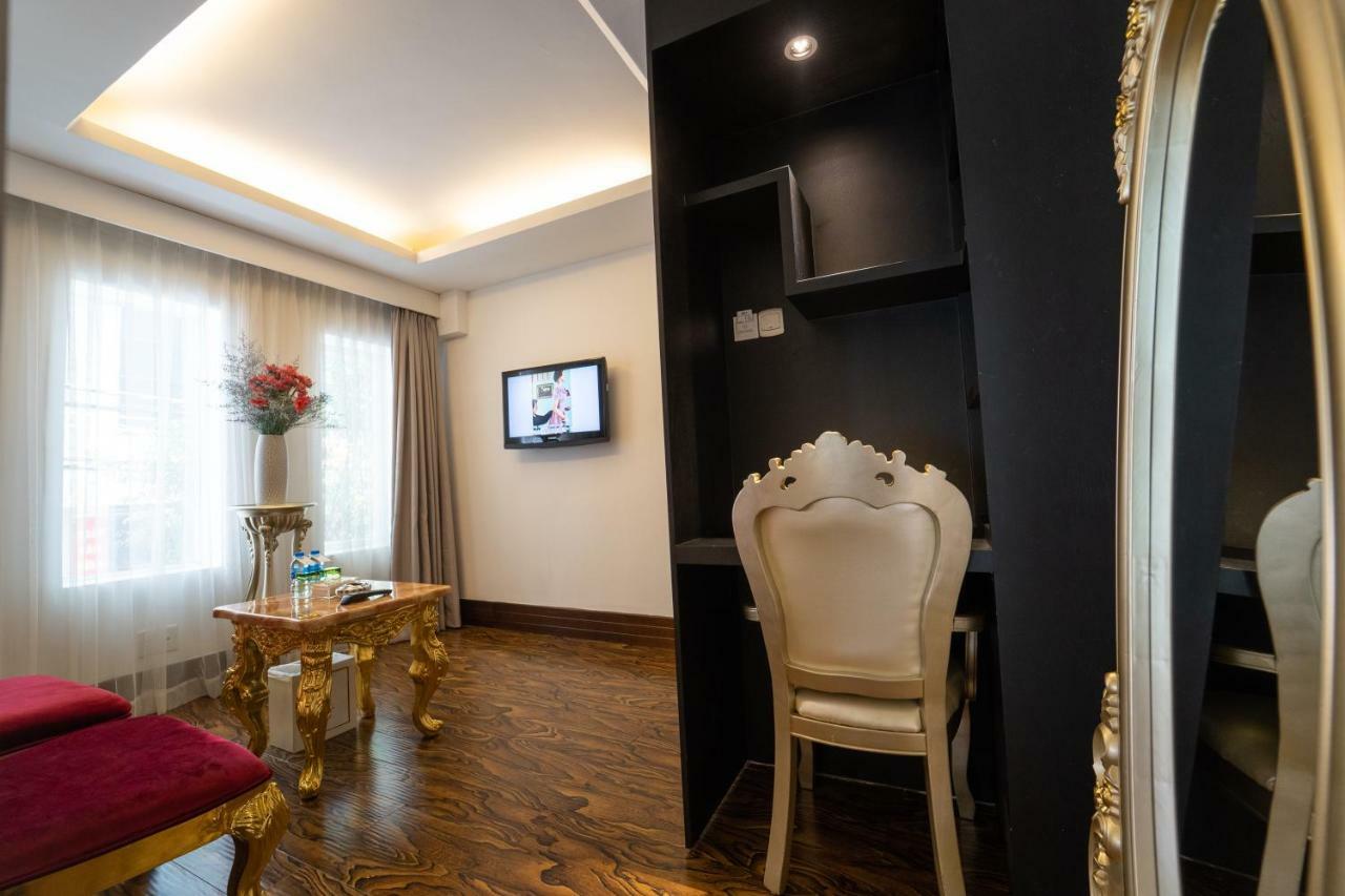 The White 8a Thai Lung 3* Ho Chi Minh City