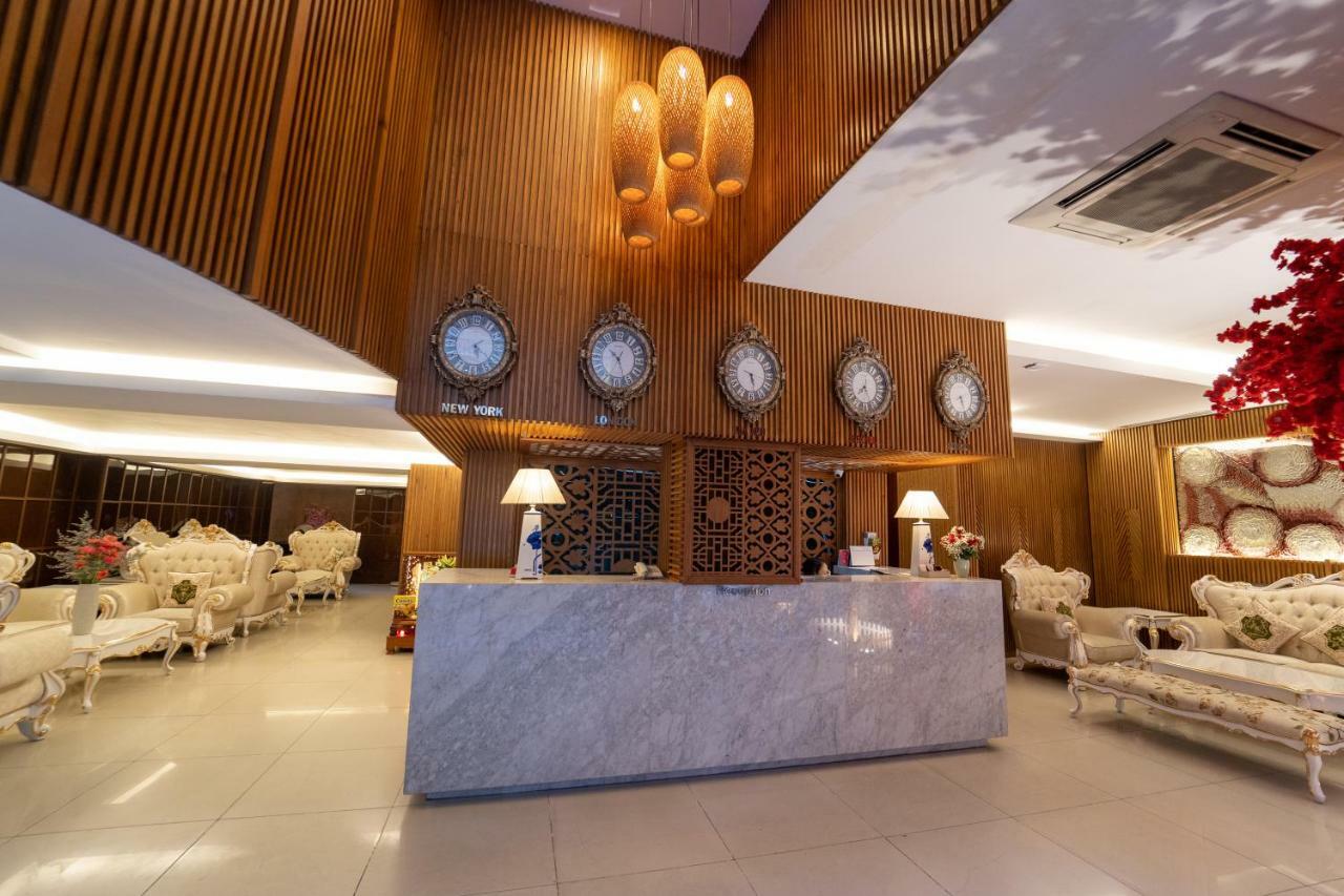 The White 8a Thai Lung 3* Ho Chi Minh City