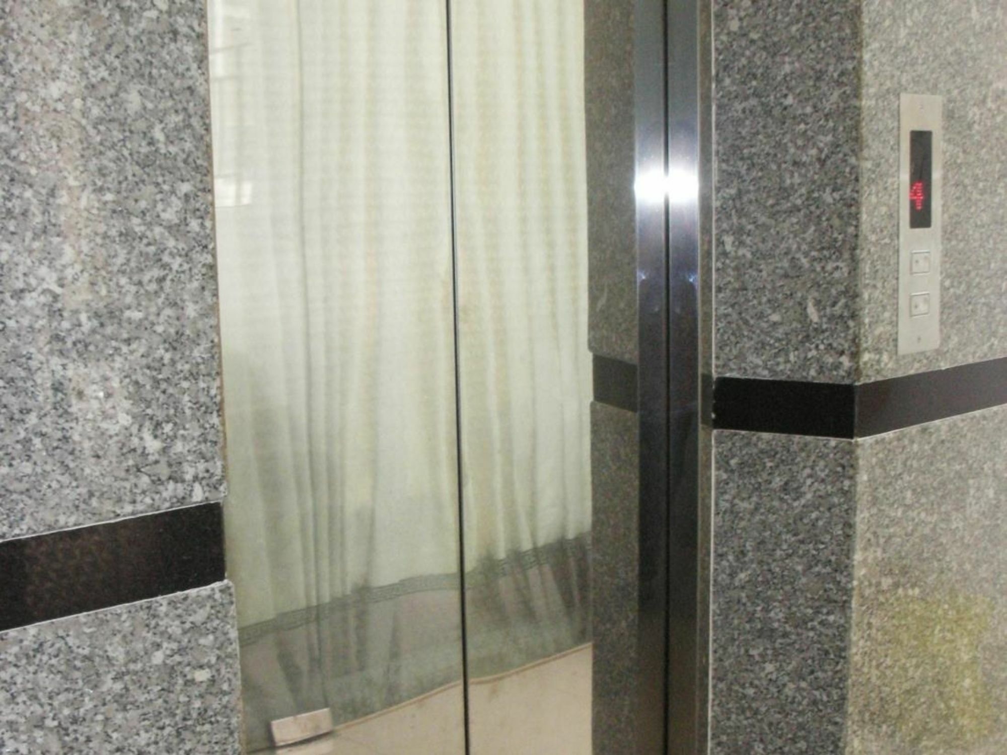 M&h 2* Bandar Ho Chi Minh