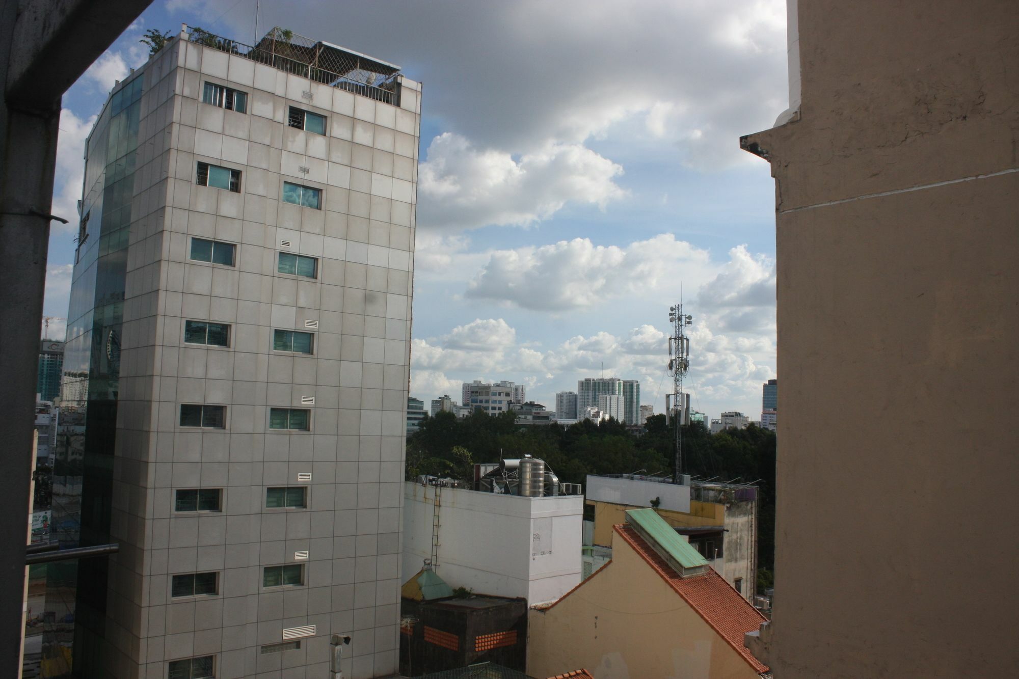 Mays Hotel- Ben Thanh Market 3* TP. Hồ Chí Minh