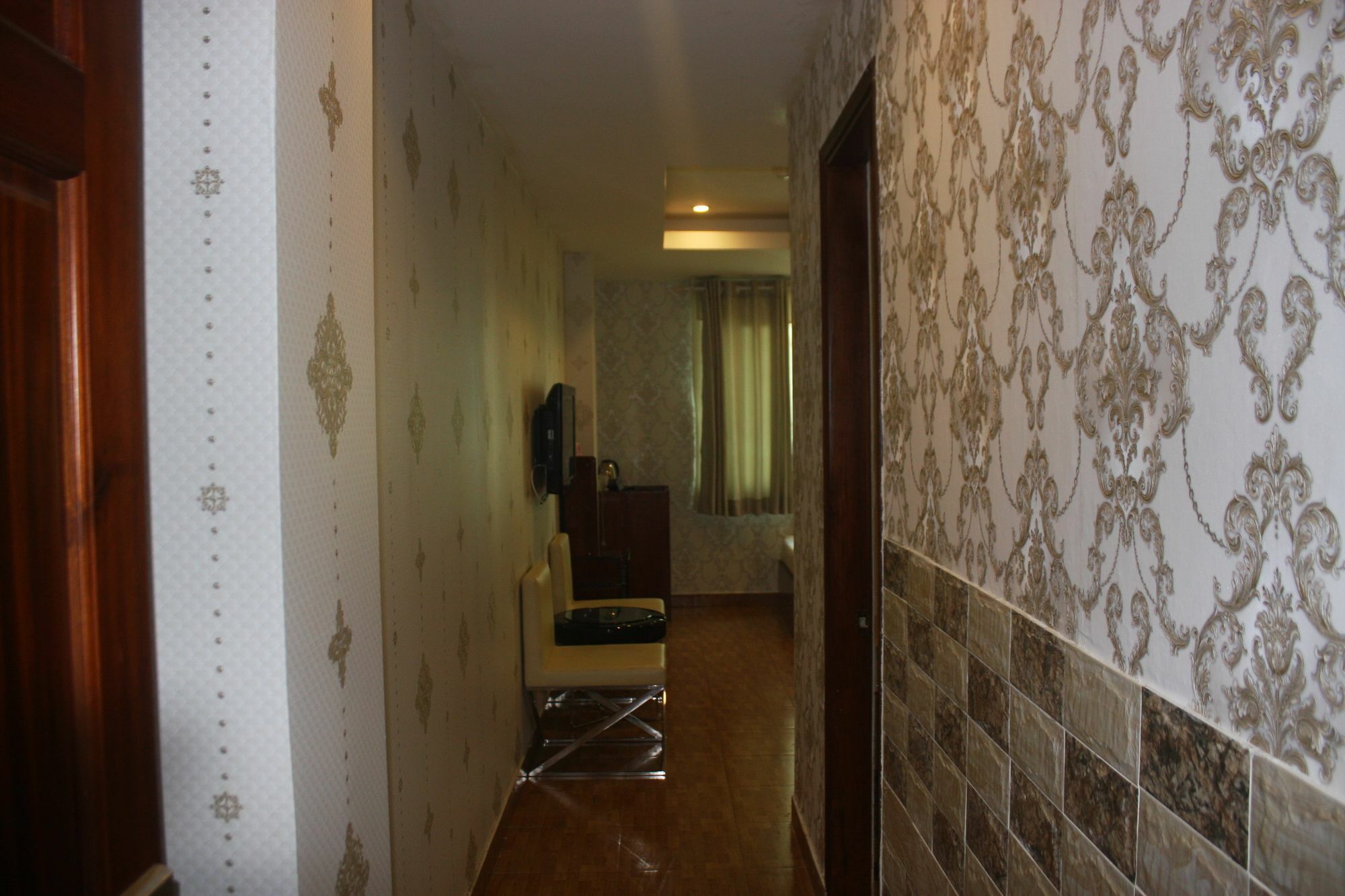 Mays Hotel- Ben Thanh Market Khách sạn TP. Hồ Chí Minh