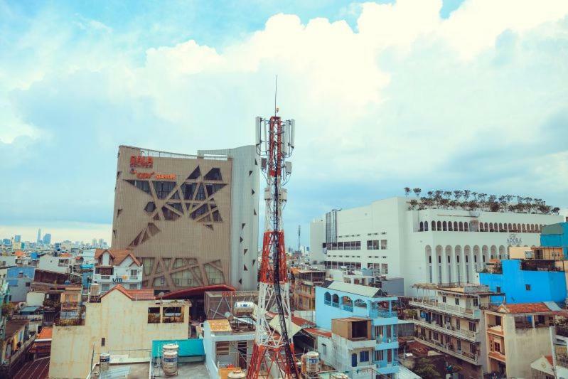 Phuong Linh Hotel 2*