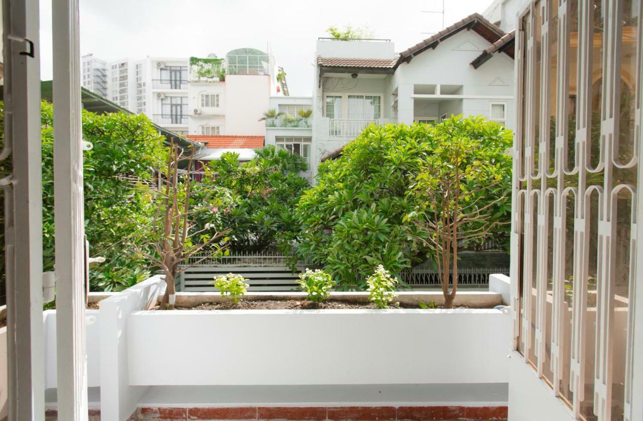 Cbd 3 - In - The Art Apartment